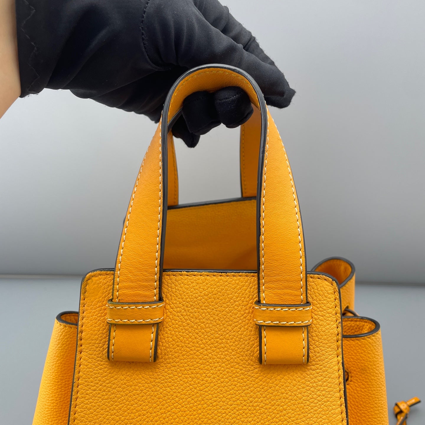 Loewe - Hammock bag - Leather - Yellow - (medium)