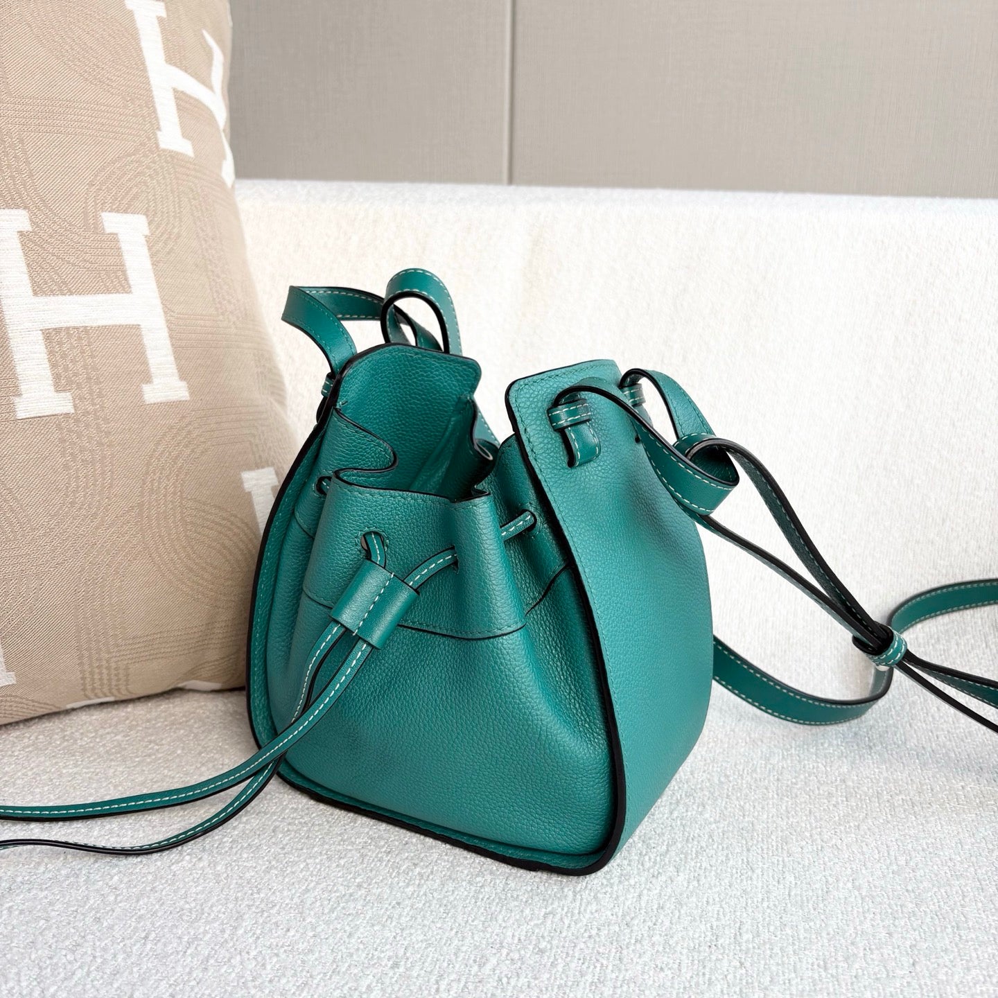 Loewe - Hammock Drawstring Mini Bag - Leather - Green - (mini)