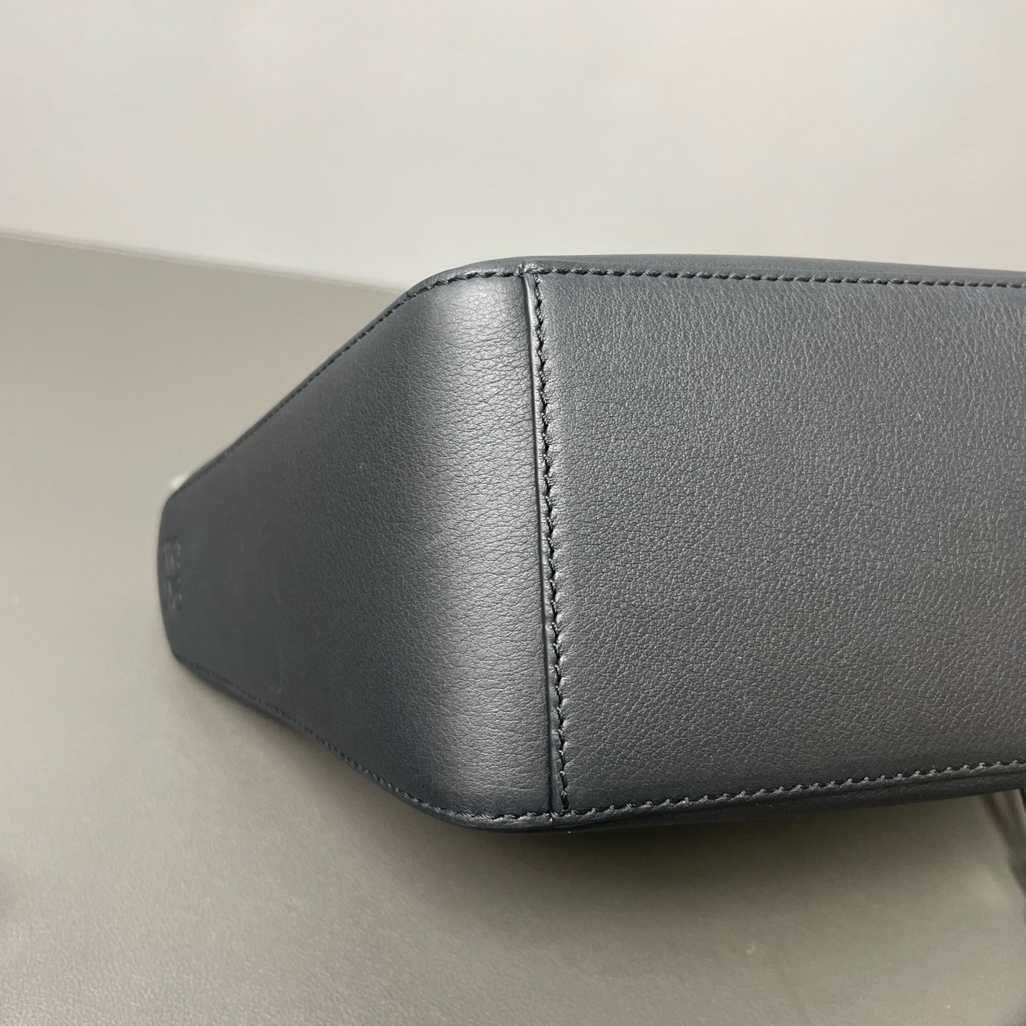 Loewe - Hammock - Leather - Black - (Medium)
