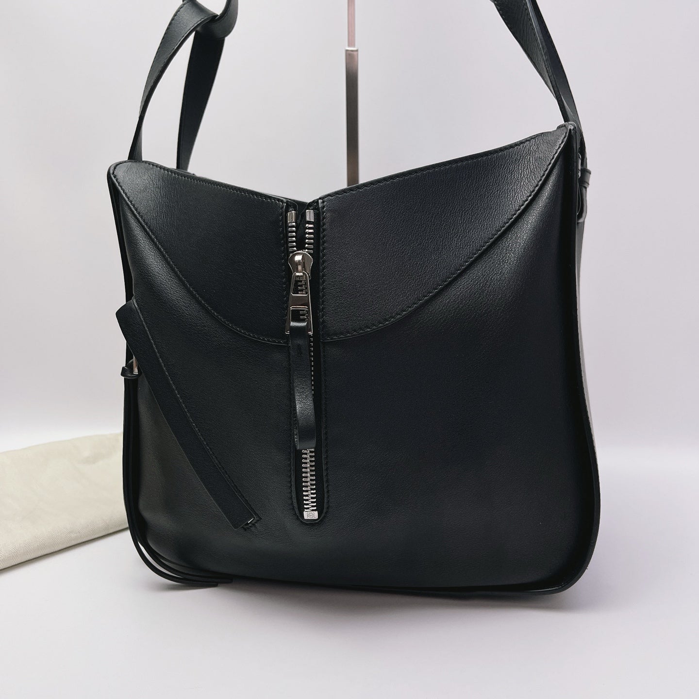 Loewe - Hammock - Leather - Black - (Small)