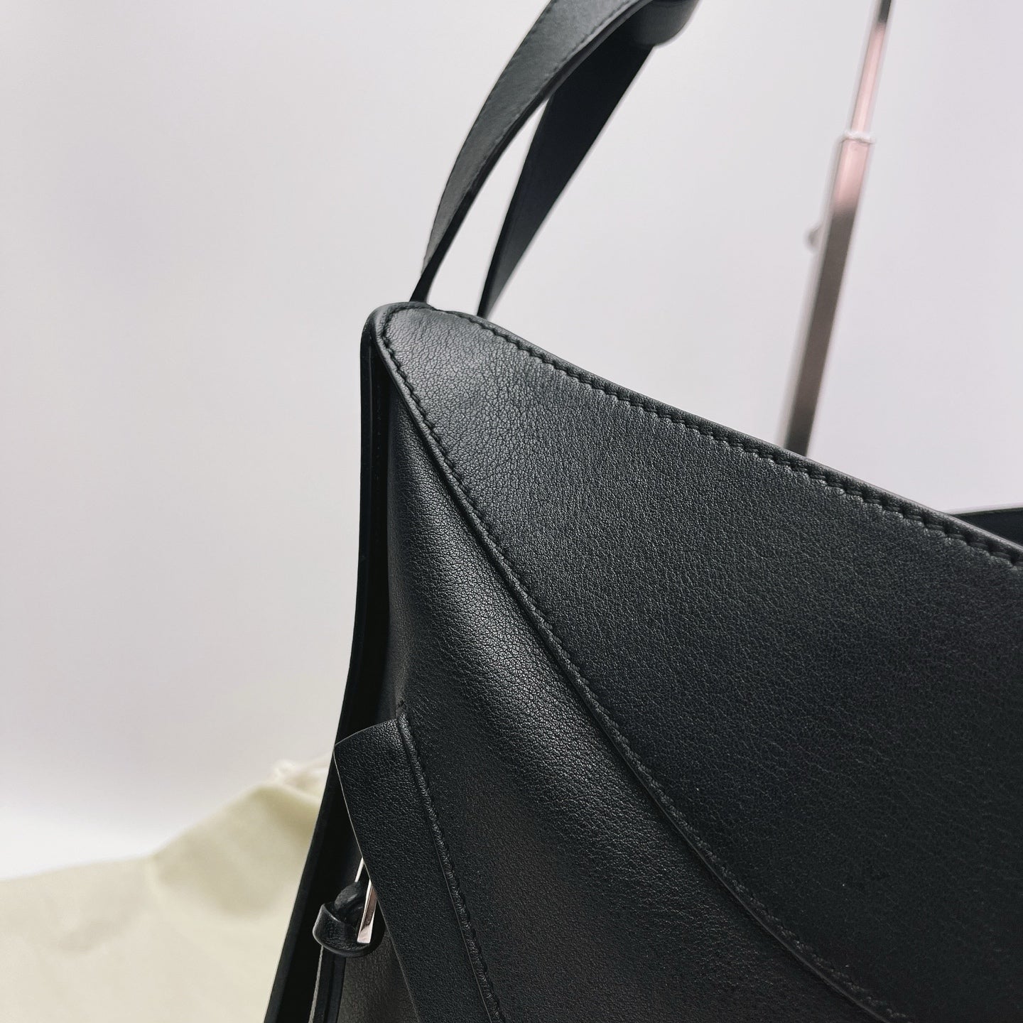 Loewe - Hammock - Leather - Black - (Small)