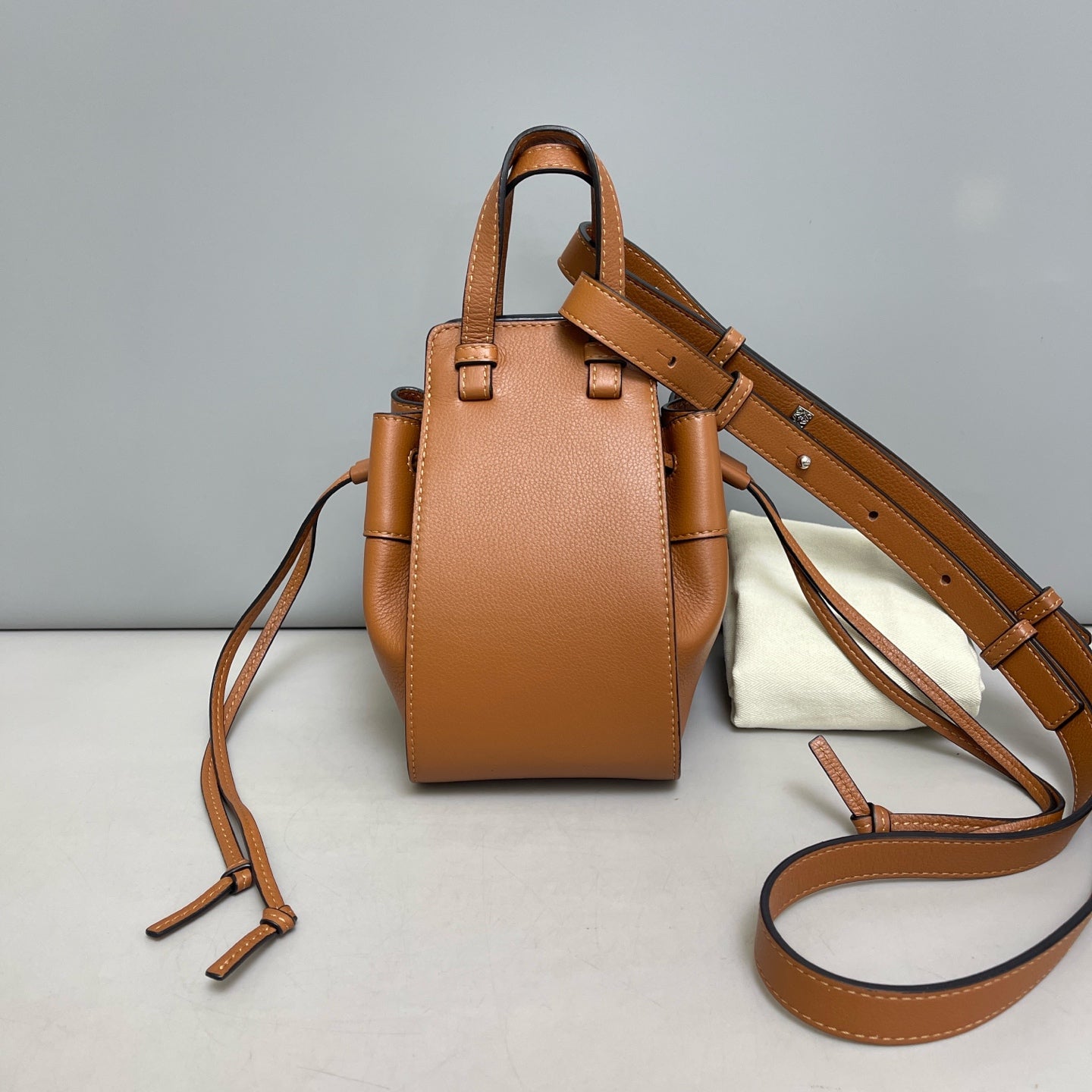 Loewe - Hammock - Leather - Brown - (mini)