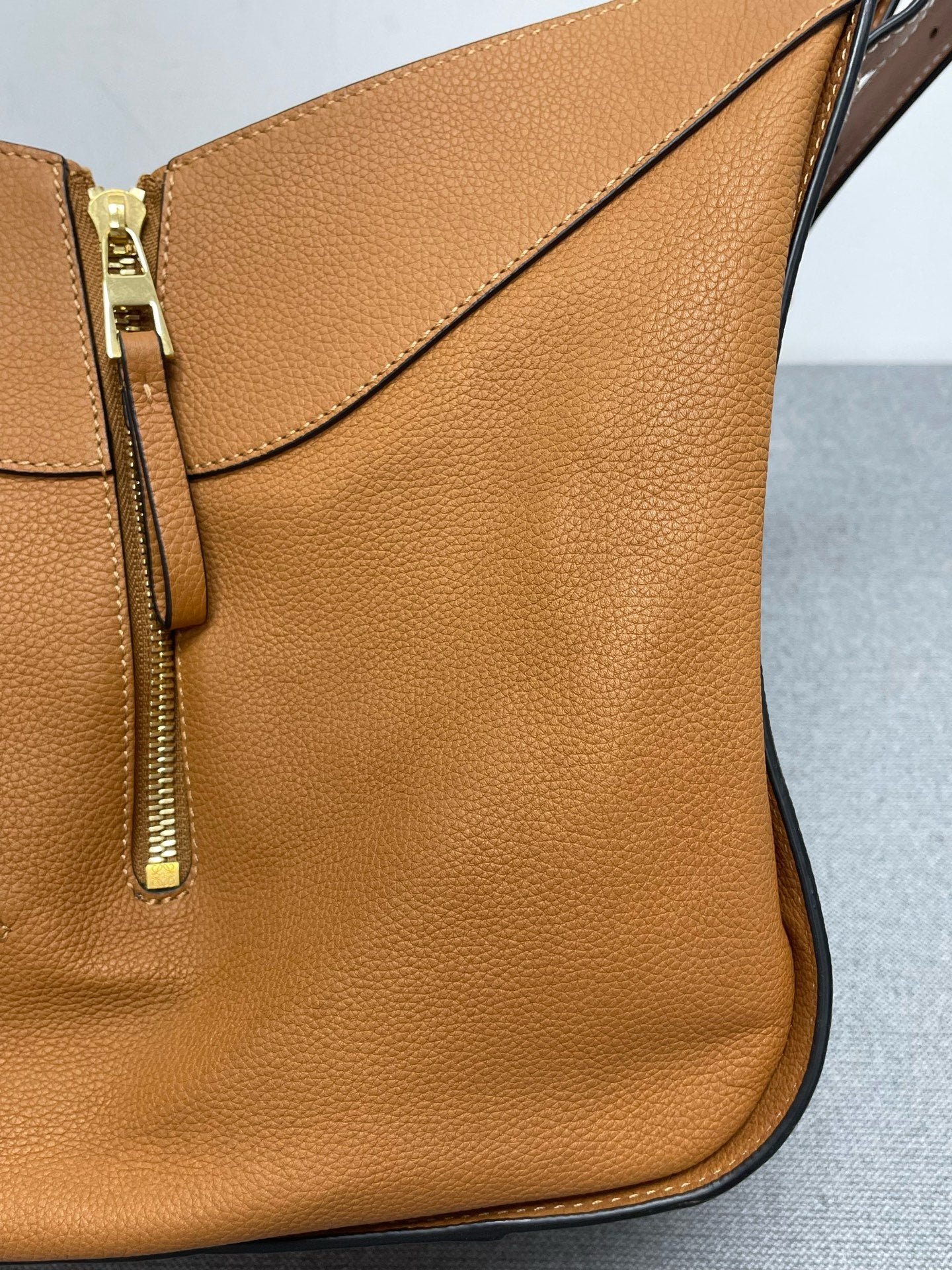 Loewe - Hammock - Leather - Brown - (small)