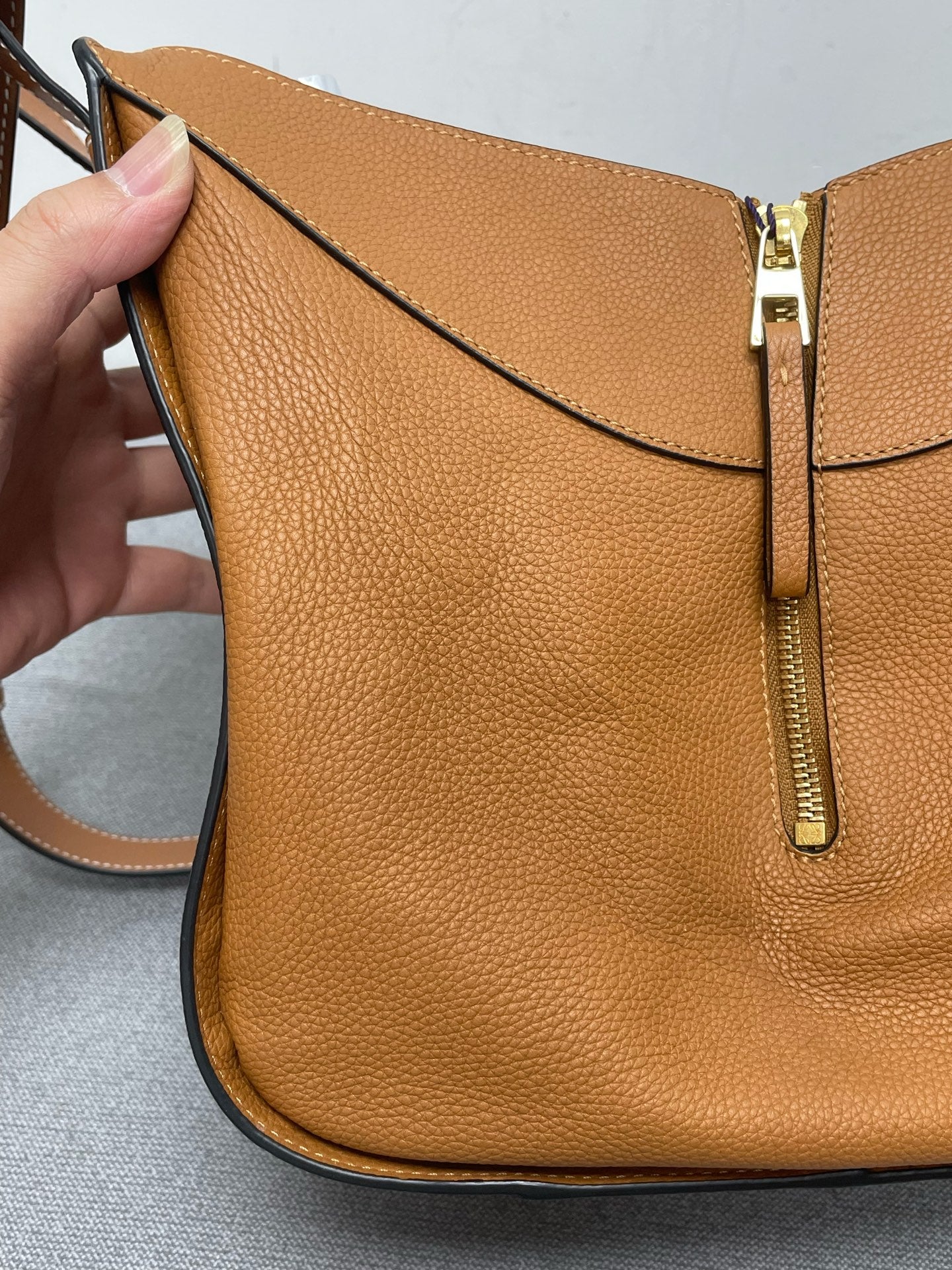 Loewe - Hammock - Leather - Brown - (small)