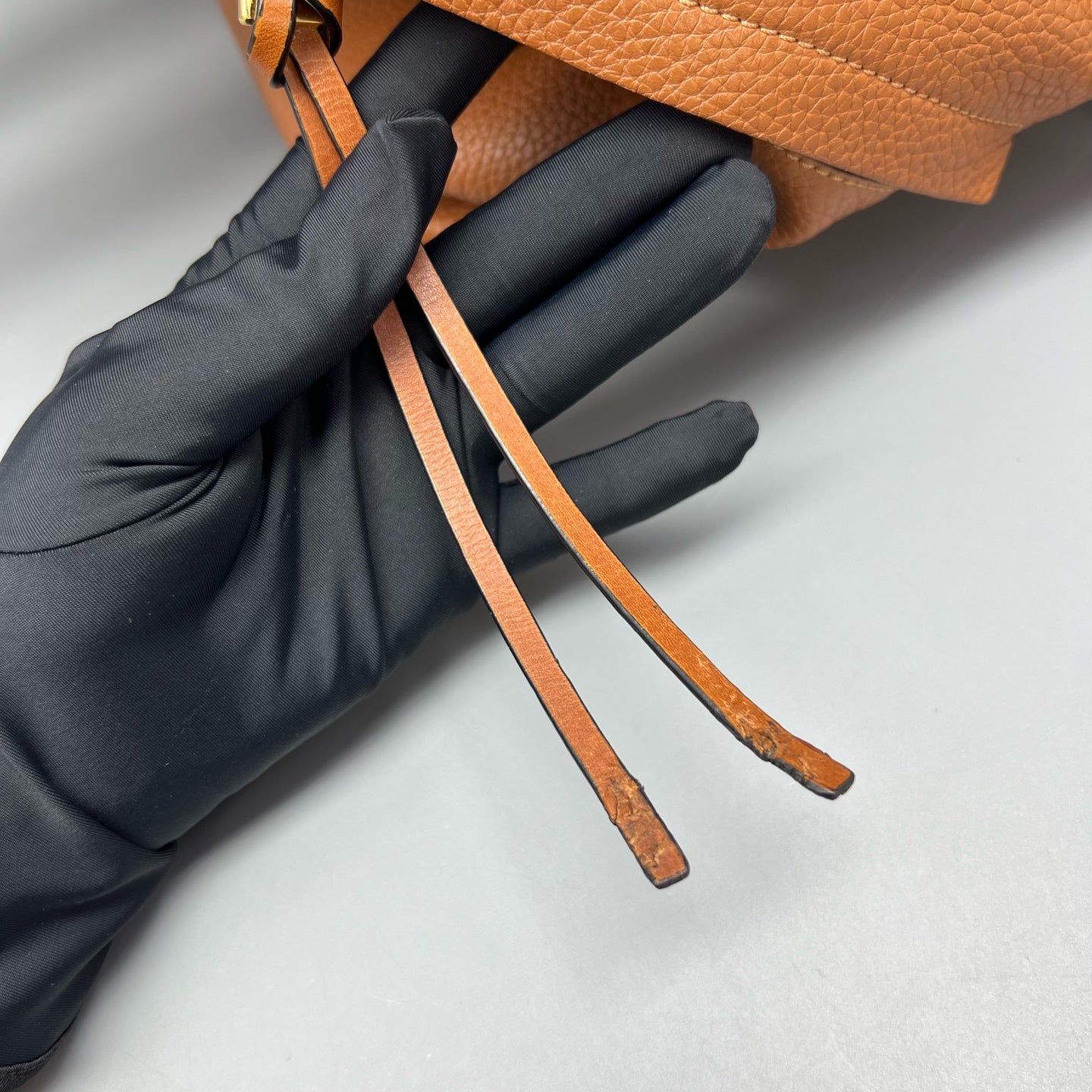 Loewe - Hammock - Leather - Camel - (Medium)