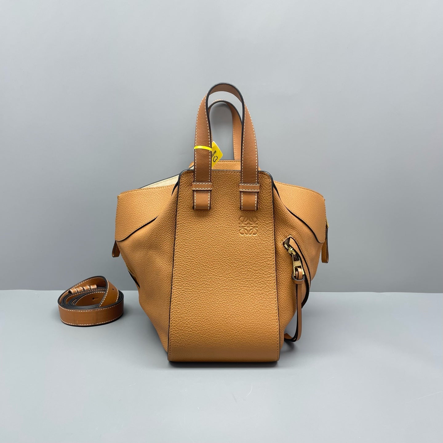 Loewe - Hammock - Leather - Camel - (Small)