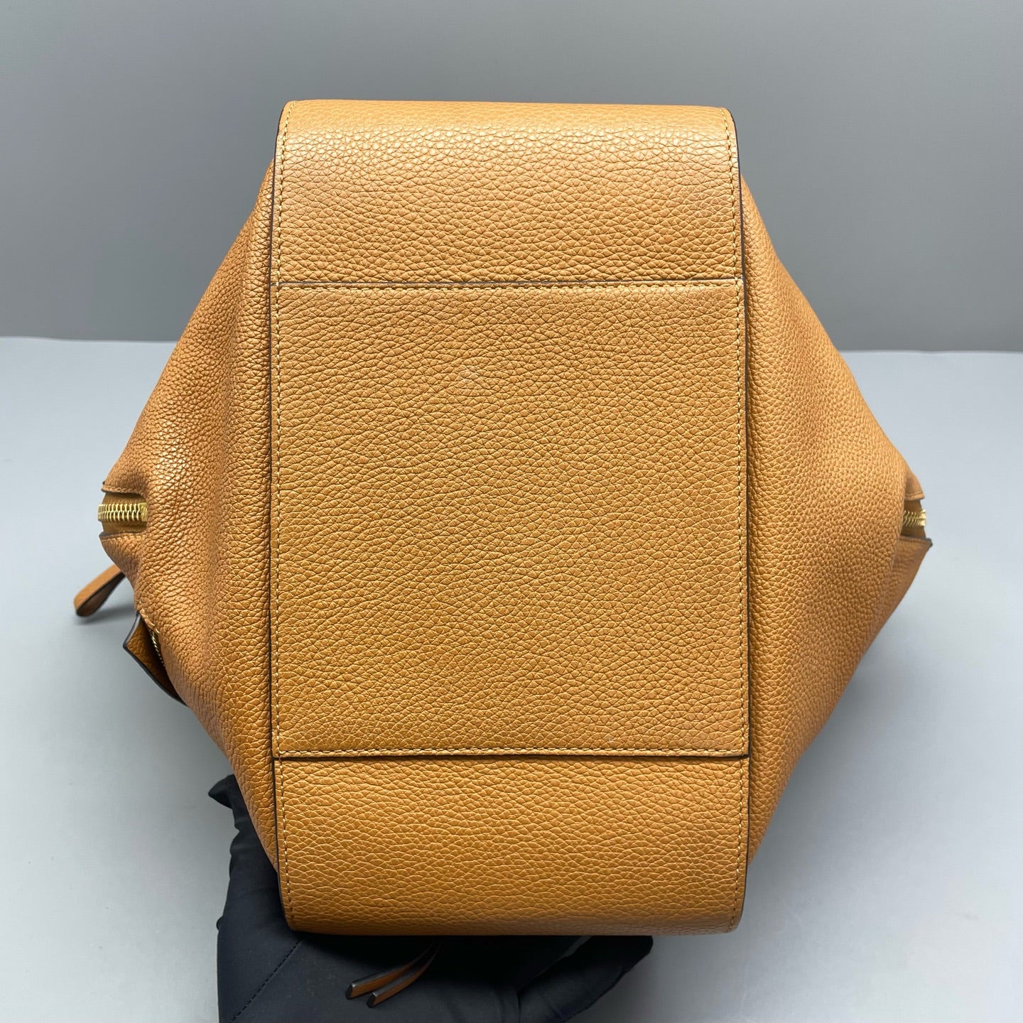 Loewe - Hammock - Leather - Camel - (Small)