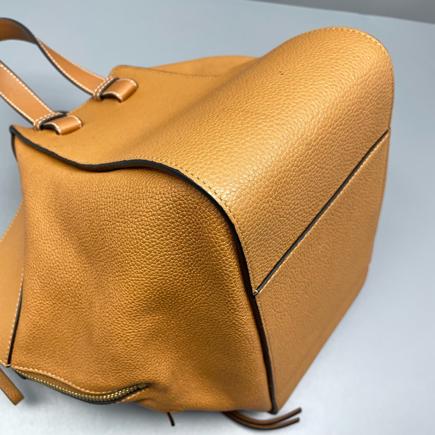 Loewe - Hammock - Leather - Camel - (Small)