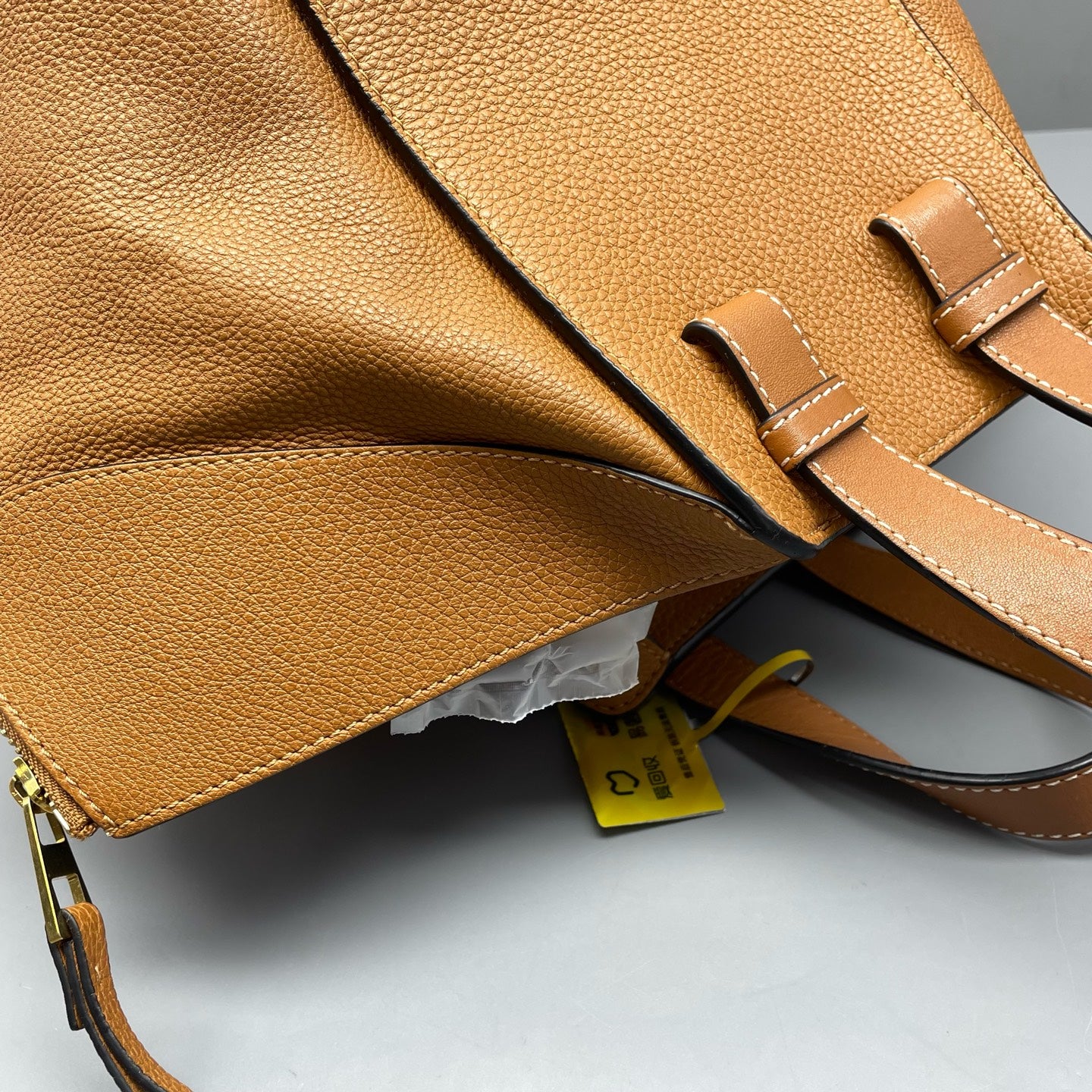 Loewe - Hammock - Leather - Camel - (Small)
