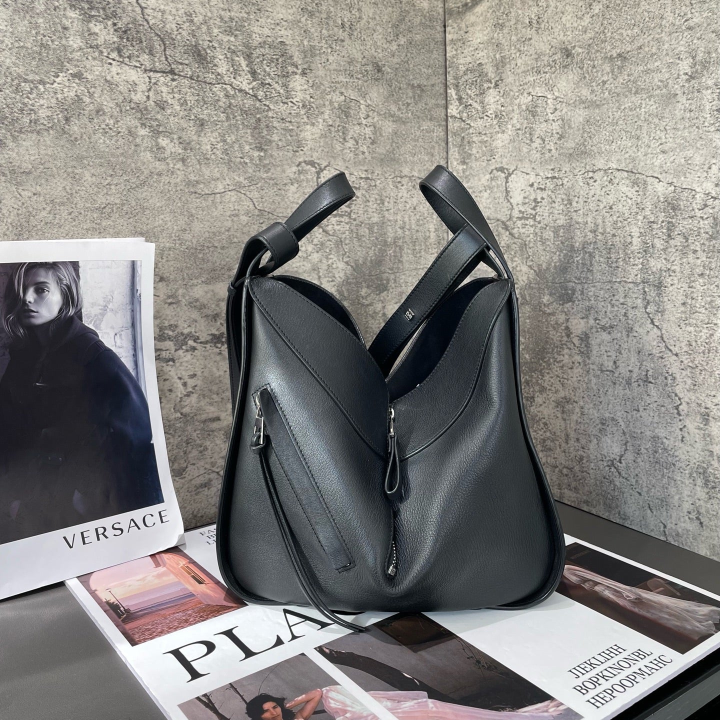 Loewe - Hammock Small Bag - Leather - Black - (small)