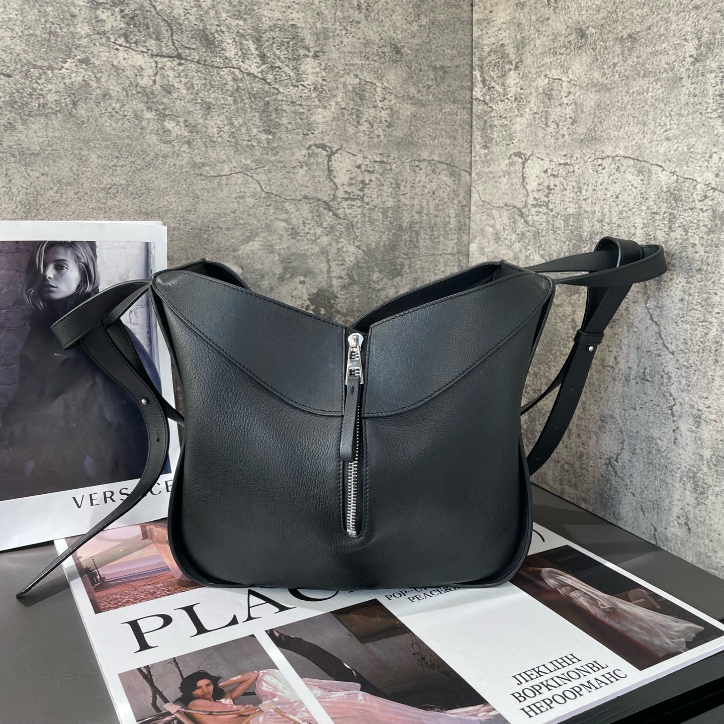 Loewe - Hammock Small Bag - Leather - Black - (small)