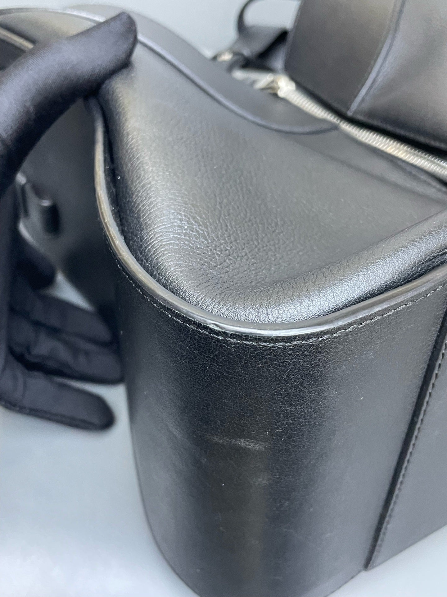 Loewe - Hammock Small Bag - Leather - Black - (small)