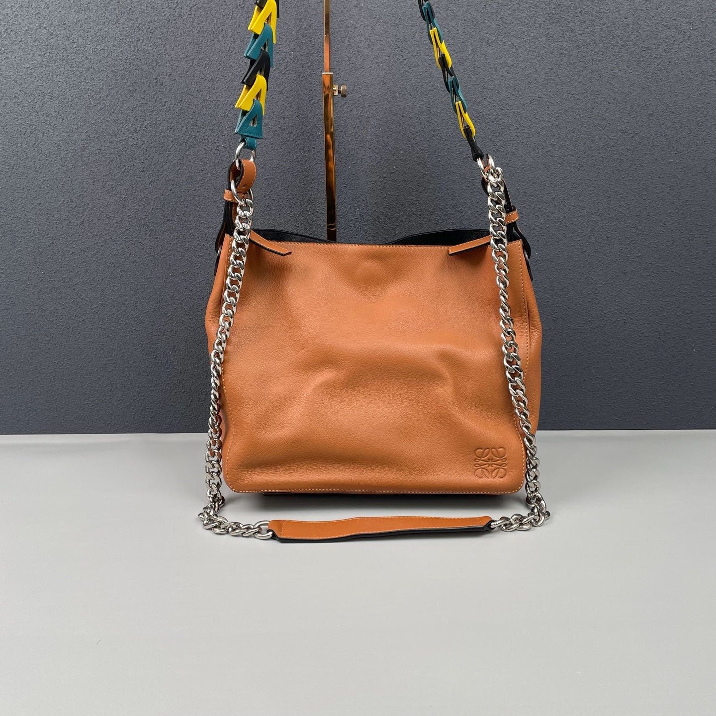 Loewe - Hobo - Full leather - Caramel with Multi-color Strap - (Medium)