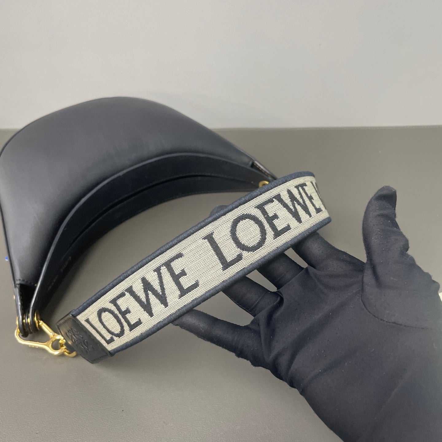 Loewe - Luna - Leather - Black - (medium)
