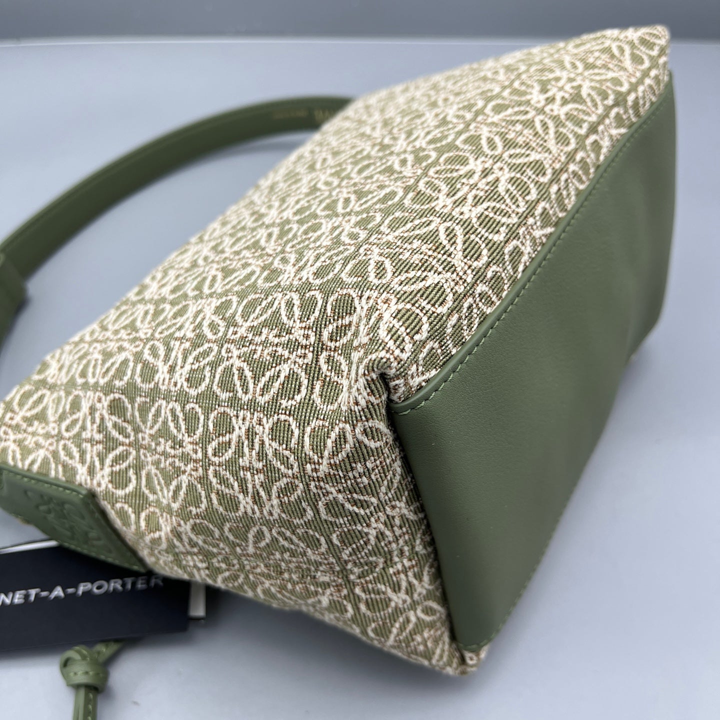 LOEWE - Lunchbox Shoulder Bag A7103 - Canvas and Leather - Green - (Mini)