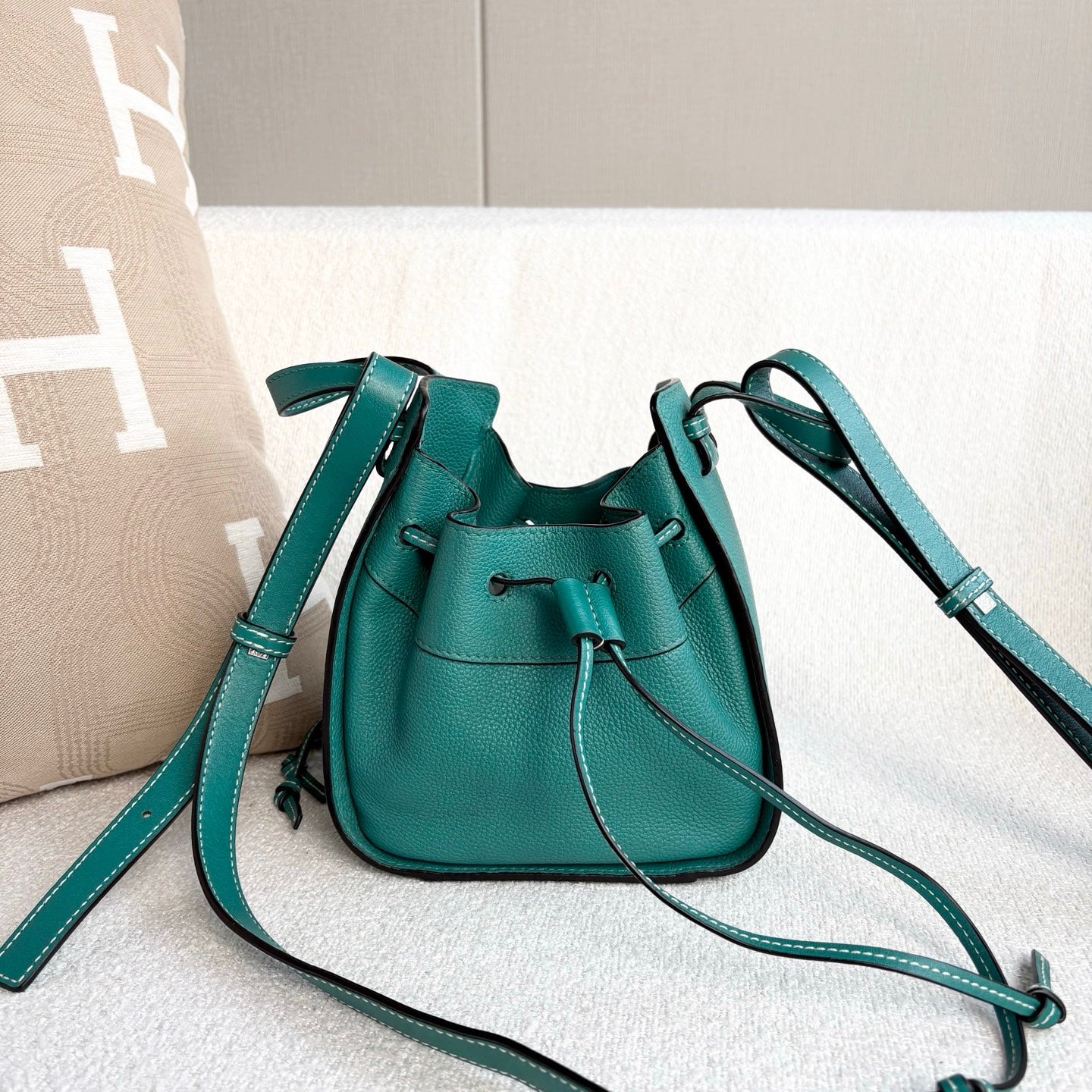 Loewe - Mini Hammock Bag - Cowhide leather - Green - (mini)