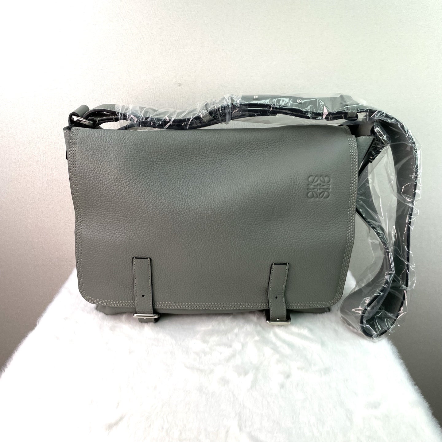 Loewe - Other - Leather - Grey - (large)