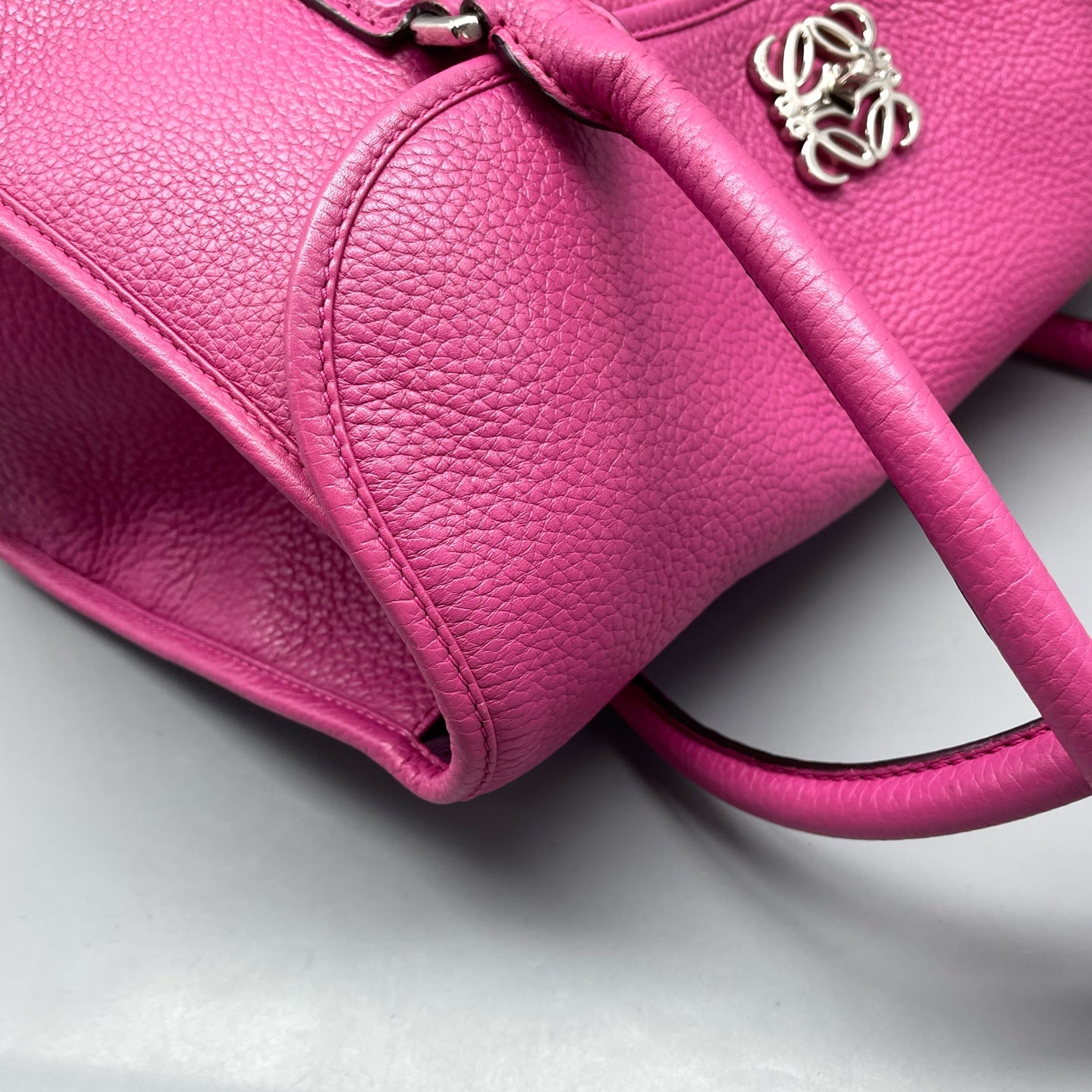 Loewe - Other - Leather - Pink - (Medium)