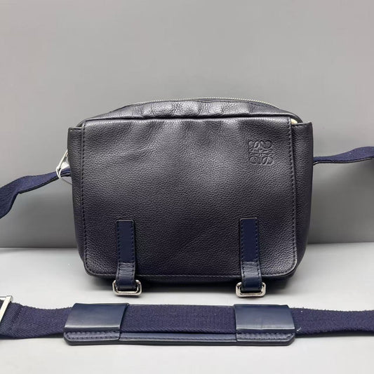 Loewe - Other - Pebbled leather - Navy - (Small)