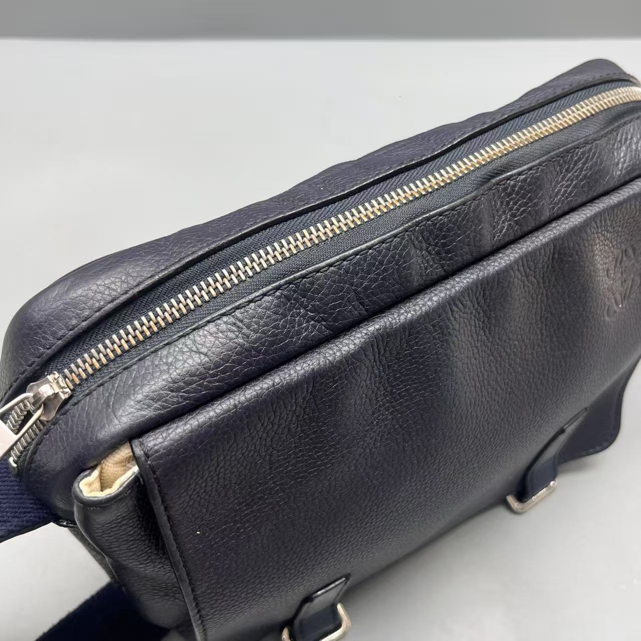 Loewe - Other - Pebbled leather - Navy - (Small)