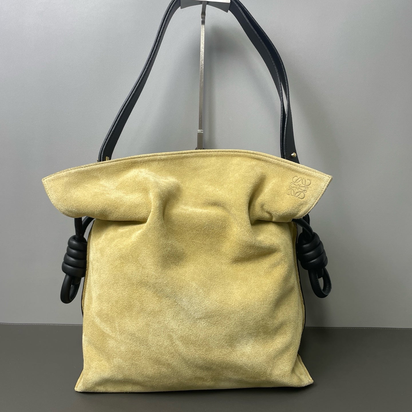 Loewe - Other - Suede - Beige - (medium)