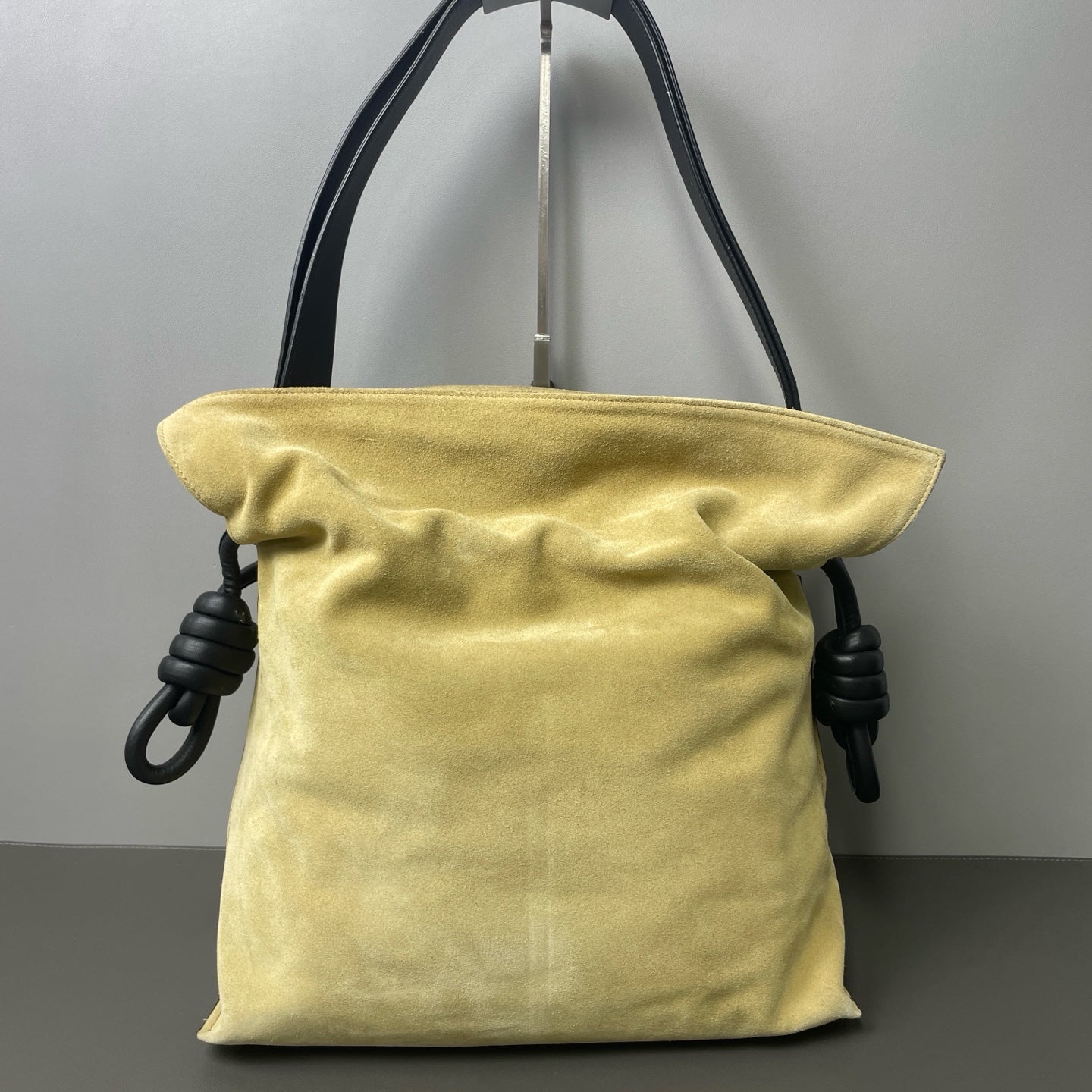 Loewe - Other - Suede - Beige - (medium)
