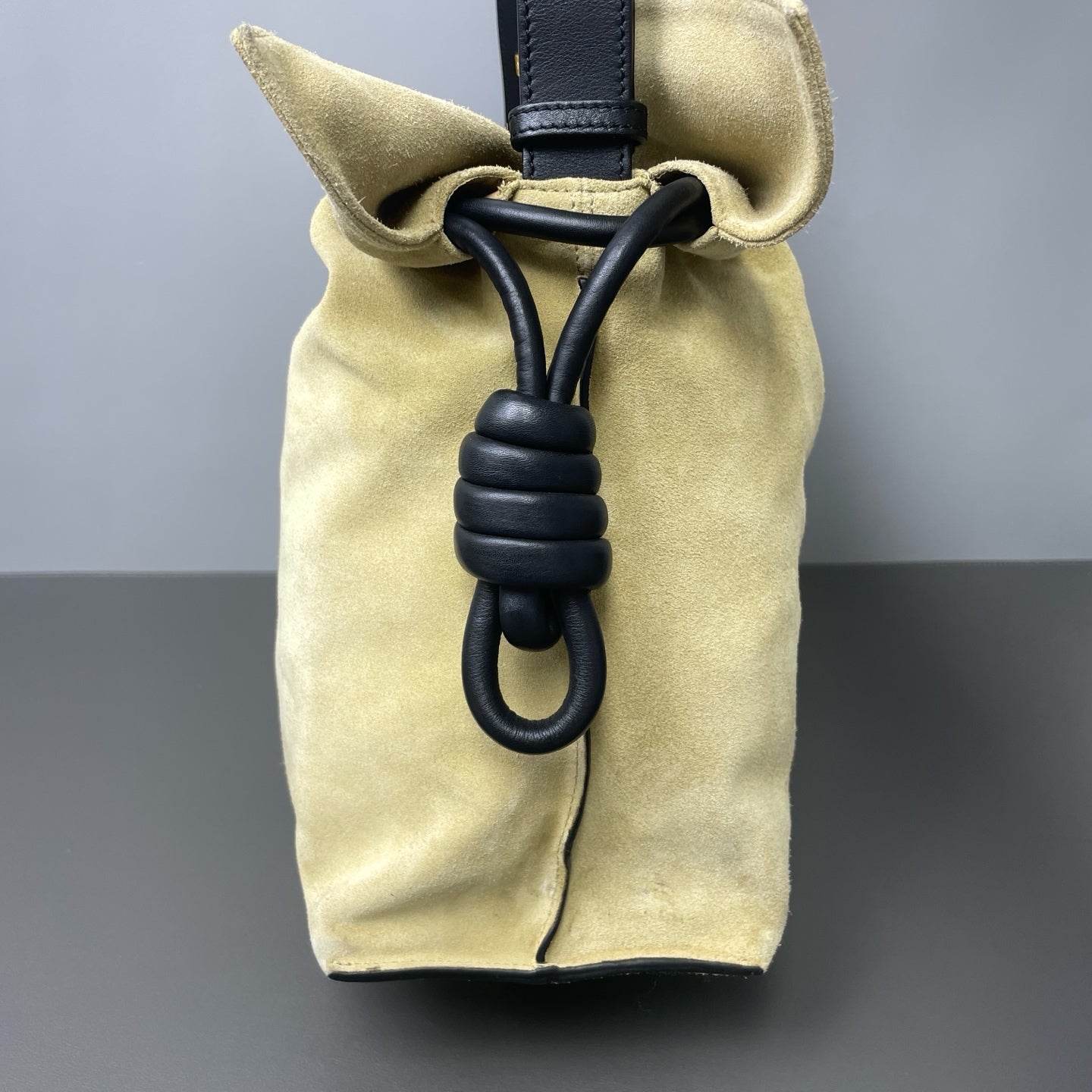 Loewe - Other - Suede - Beige - (medium)