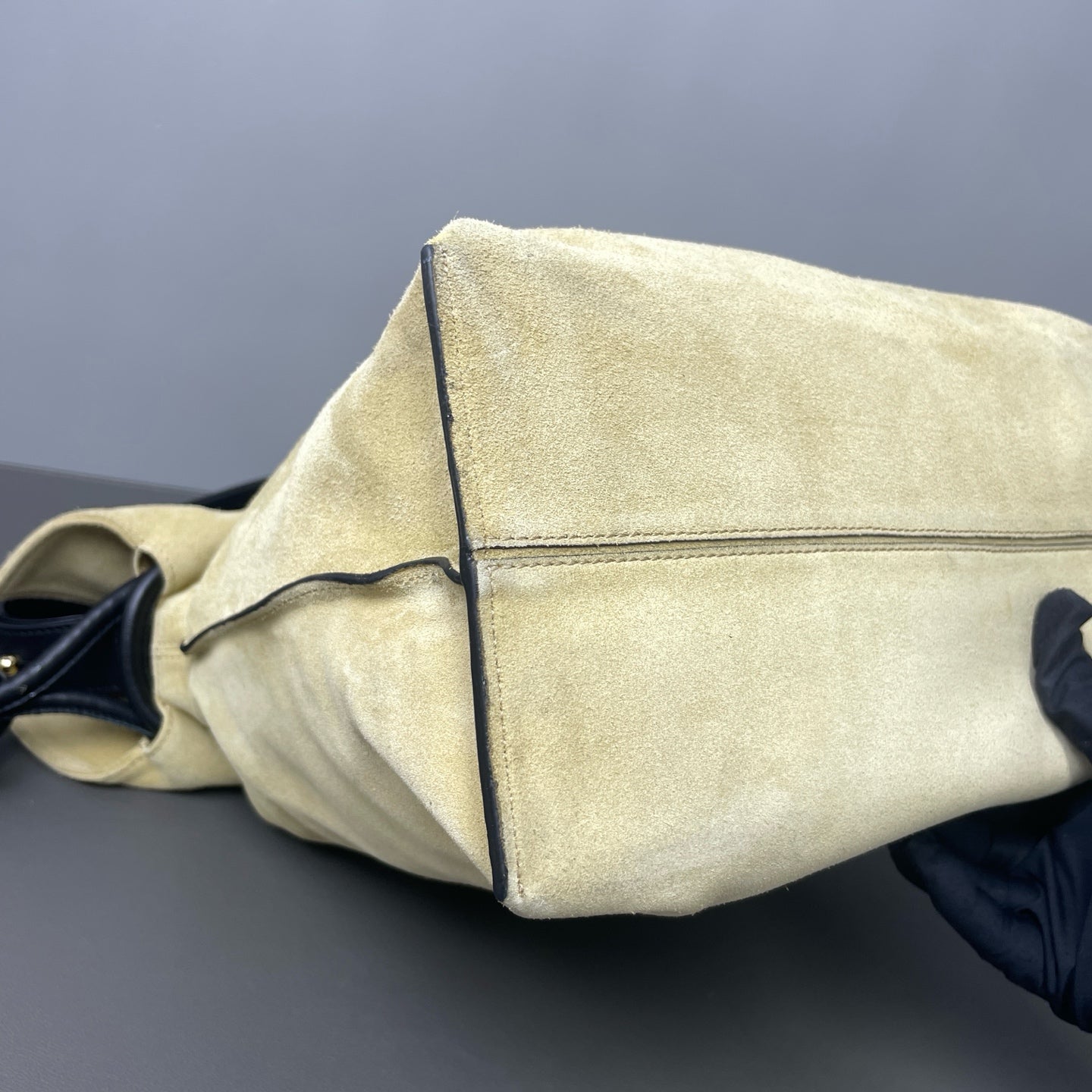 Loewe - Other - Suede - Beige - (medium)