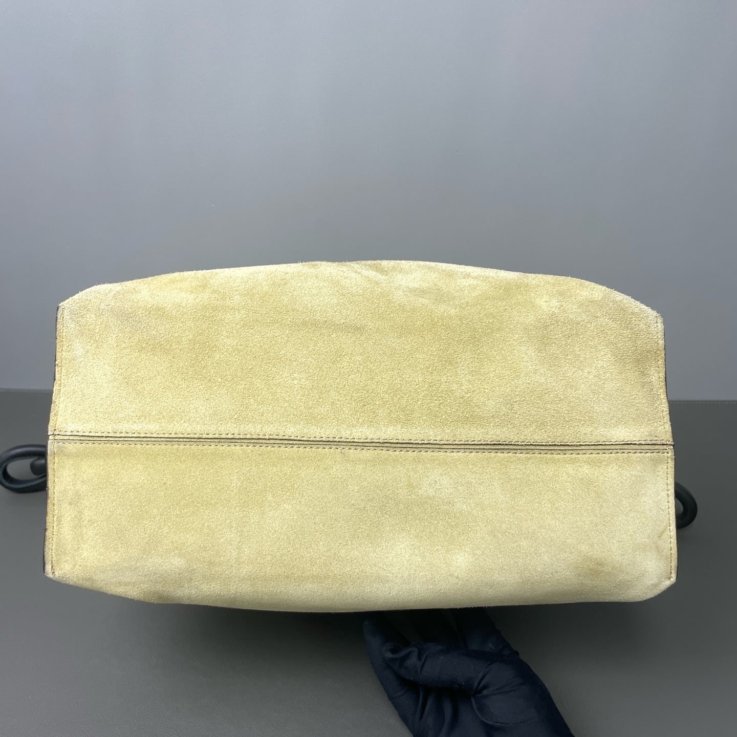 Loewe - Other - Suede - Beige - (medium)