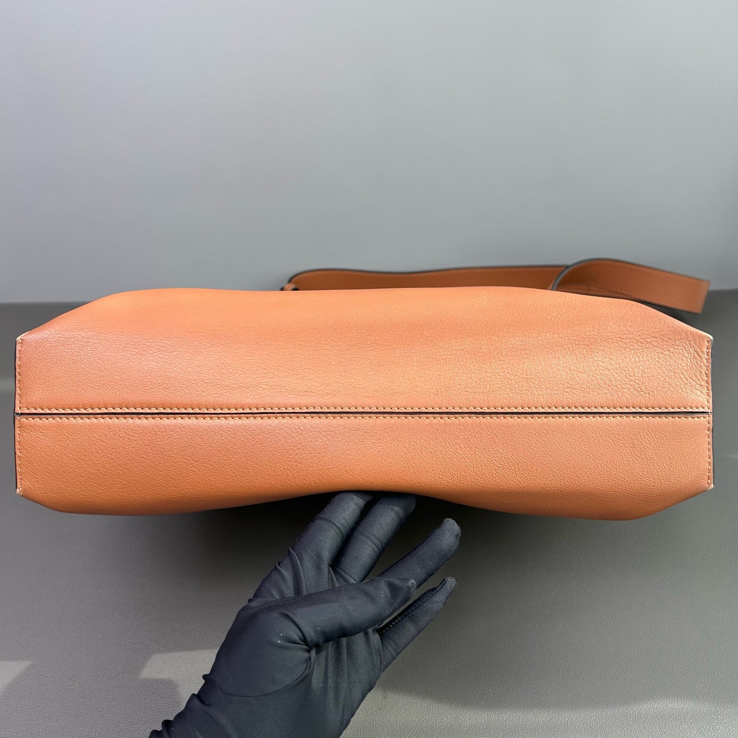 Loewe - Pouch - Leather - Caramel - (large)