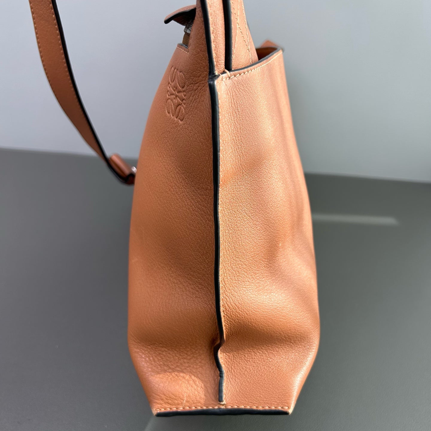 Loewe - Pouch - Leather - Caramel - (large)