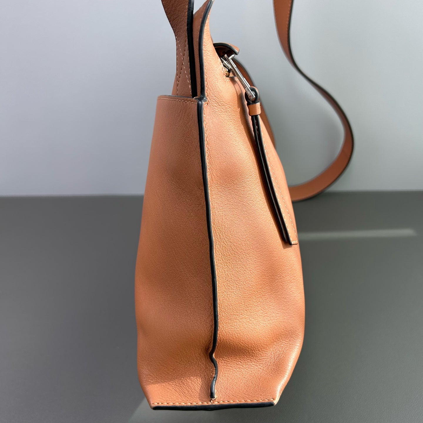 Loewe - Pouch - Leather - Caramel - (large)