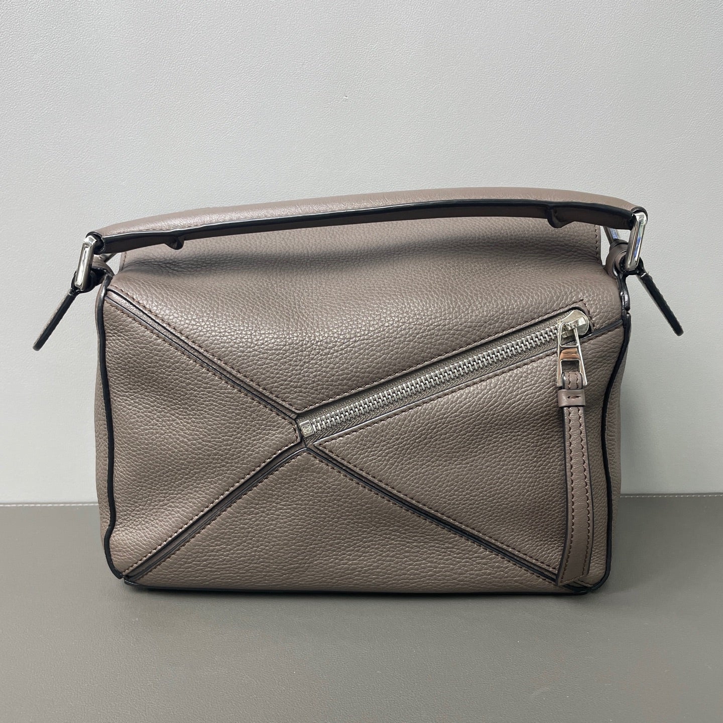 Loewe Puzzle Leather Brown - view 3