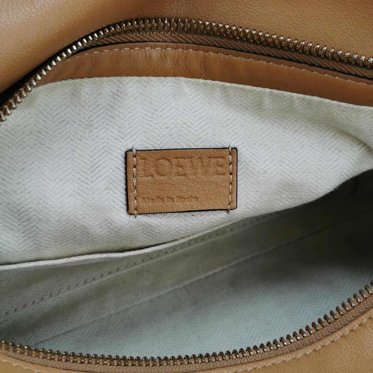 Loewe - Puzzle - Leather - Camel