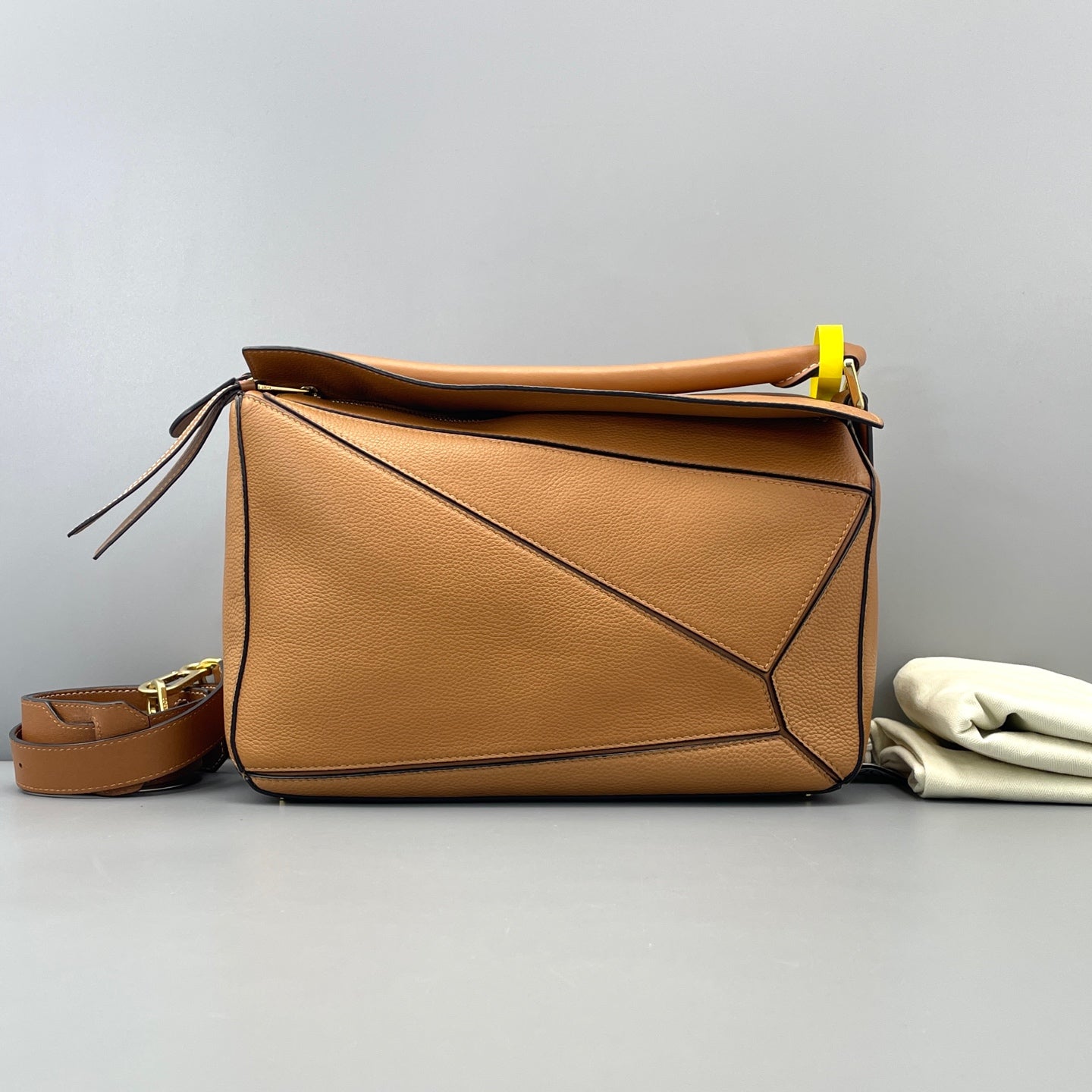 LOEWE - Puzzle bag - Leather - Camel
