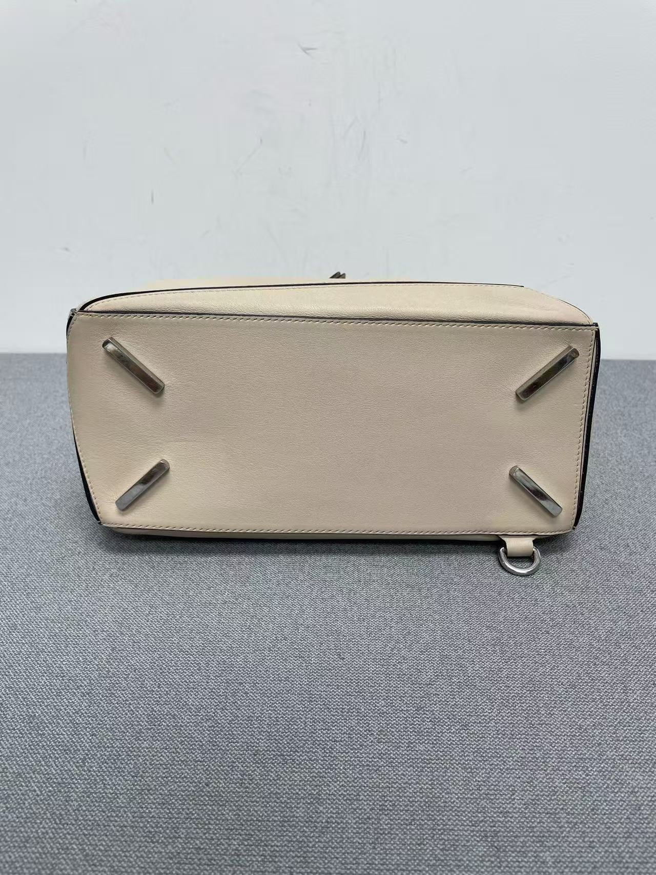 Loewe - Puzzle bag - Calfskin leather - Beige - (Medium)