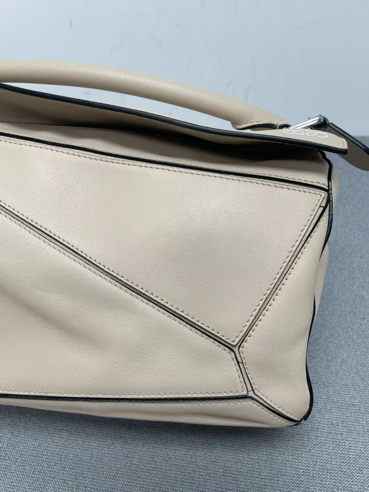 Loewe - Puzzle bag - Calfskin leather - Beige - (Medium)