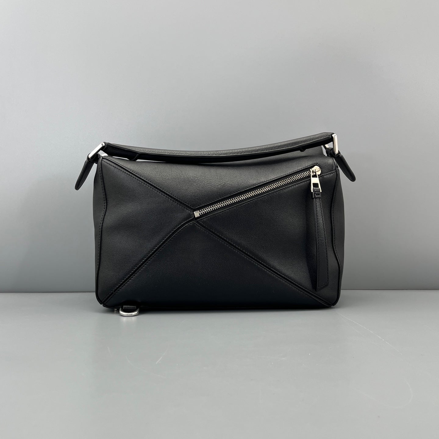 Loewe - Puzzle Bag - Calfskin leather - Black - (medium)