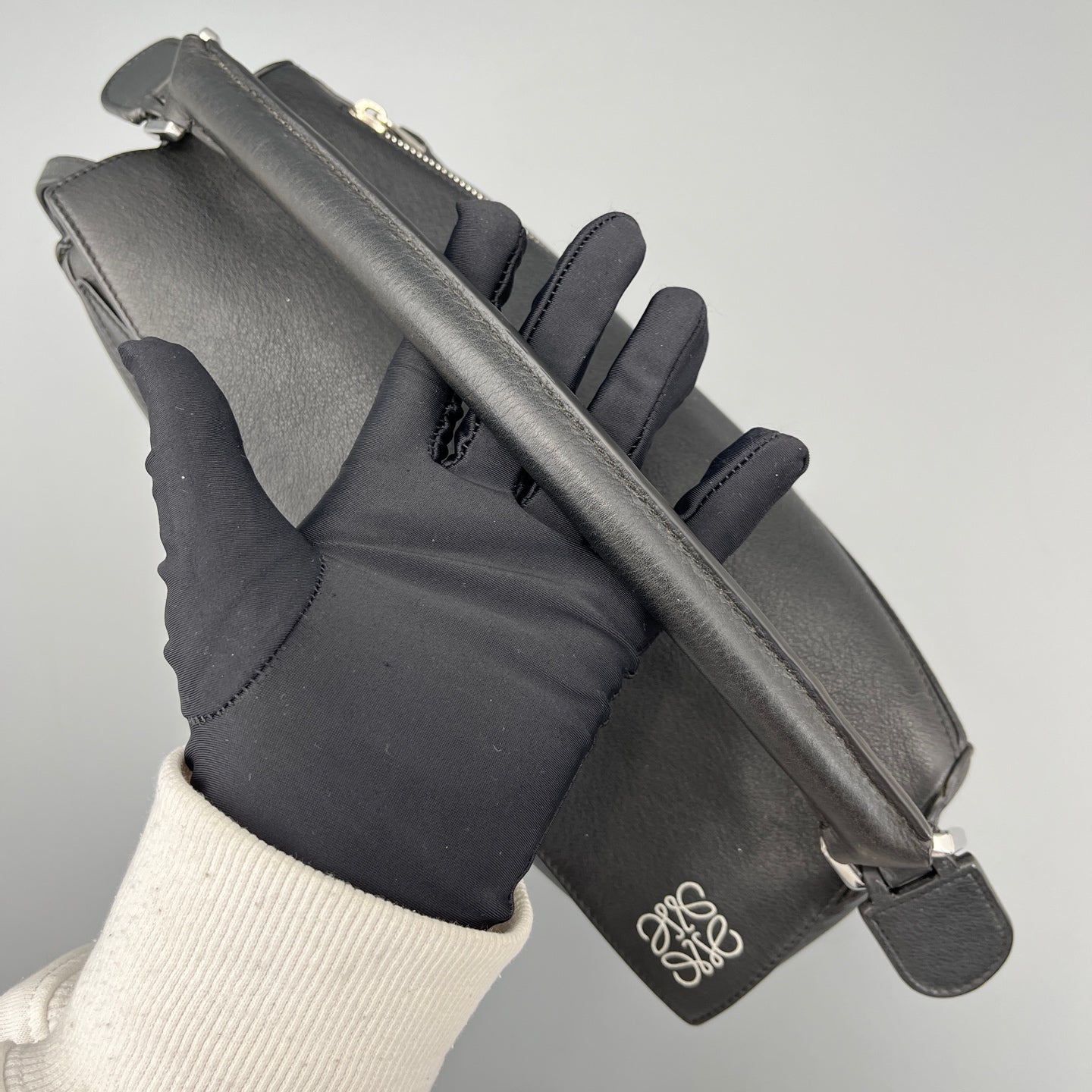 Loewe - Puzzle Bag - Calfskin leather - Black - (medium)