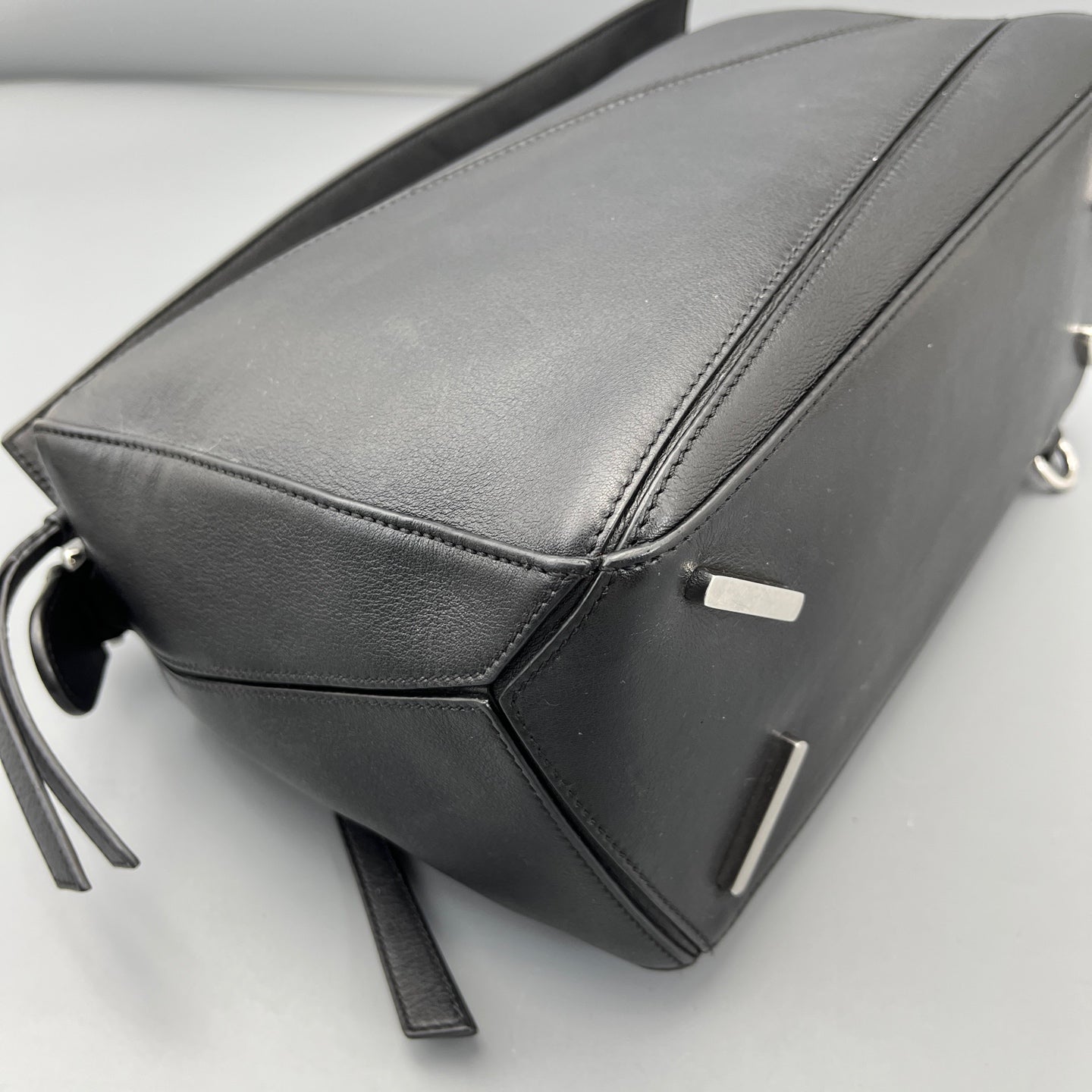 Loewe - Puzzle Bag - Calfskin leather - Black - (medium)