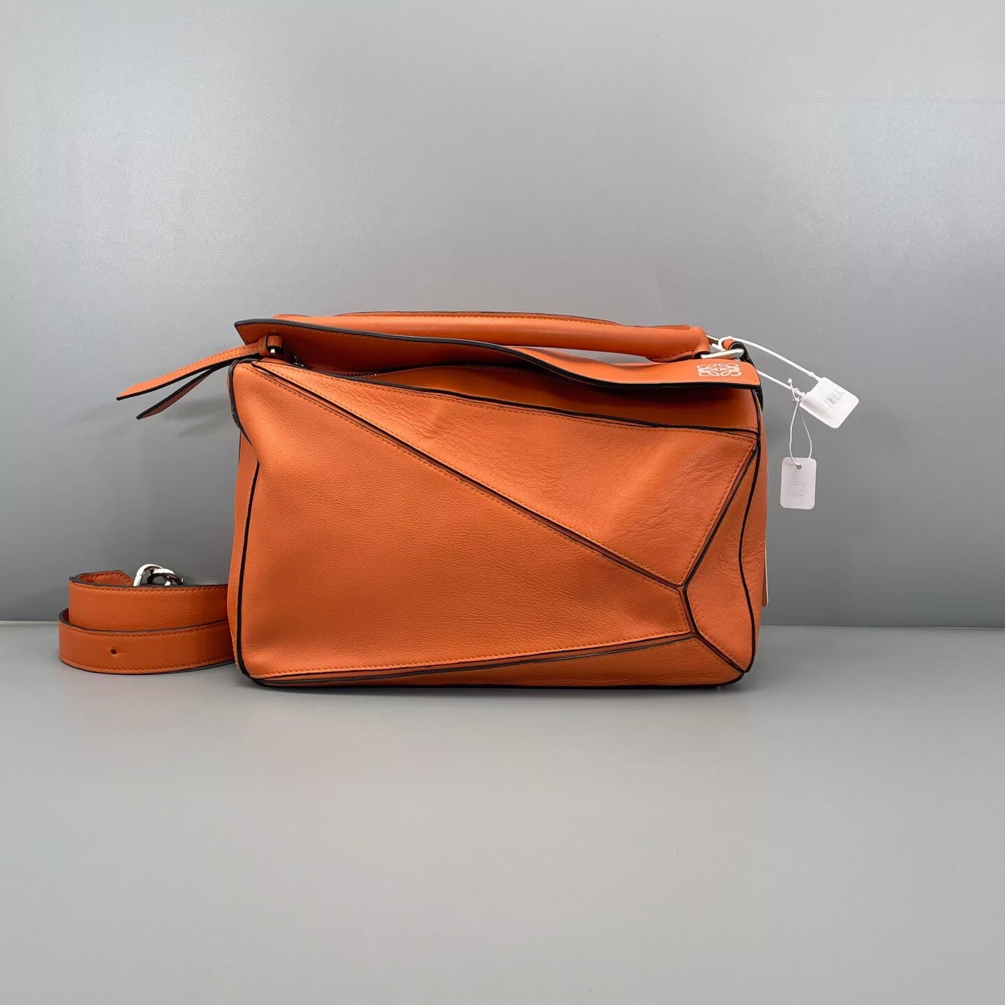 LOEWE - Puzzle bag - Calfskin leather - Orange-red - (medium)