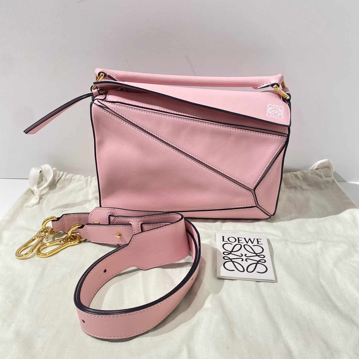 Loewe - Puzzle Bag - Calfskin leather - Pink - (medium)