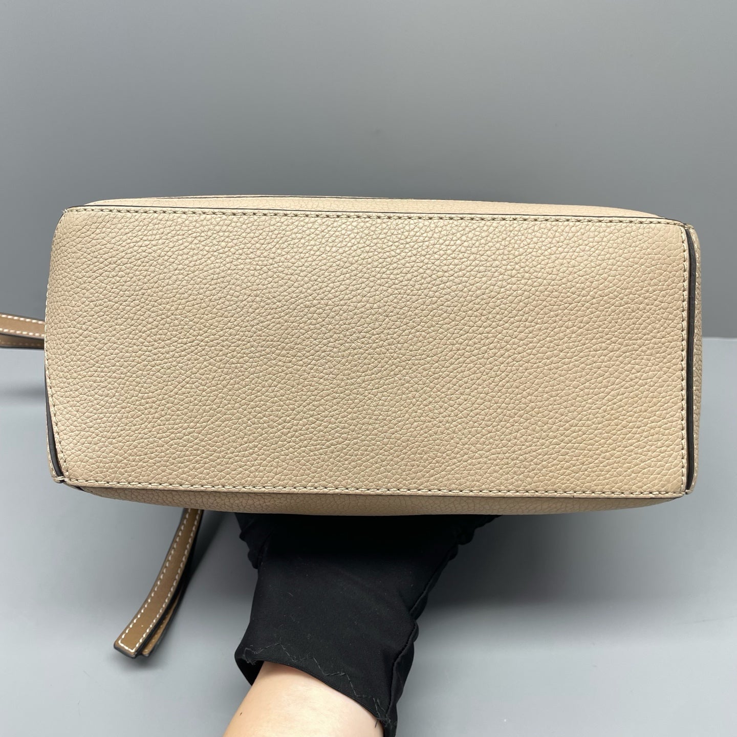 Loewe - Puzzle Bag - Grained calfskin leather - Beige with Tan accents - (Small)