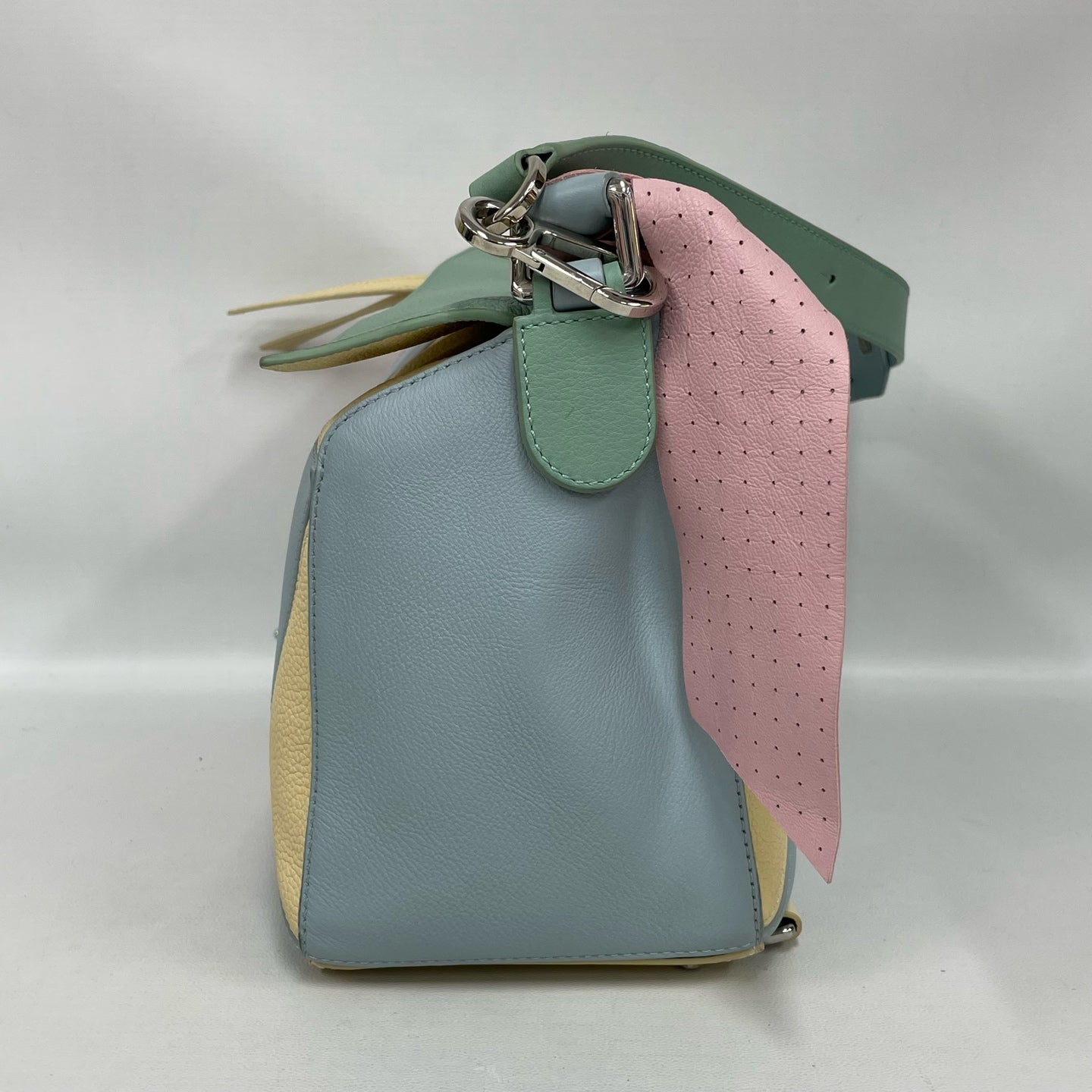 Loewe - Puzzle Bag - Grained calfskin leather - Multicolour - (medium)