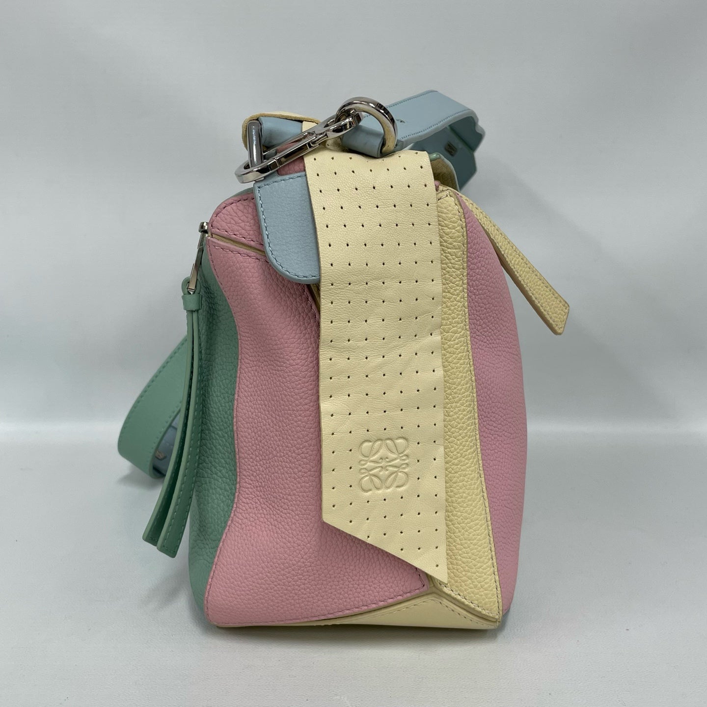 Loewe - Puzzle Bag - Grained calfskin leather - Multicolour - (medium)