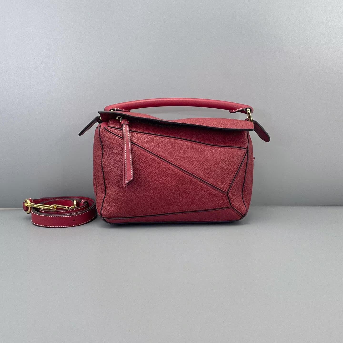 Loewe - Puzzle Bag - Grained leather - Burgundy - (small)