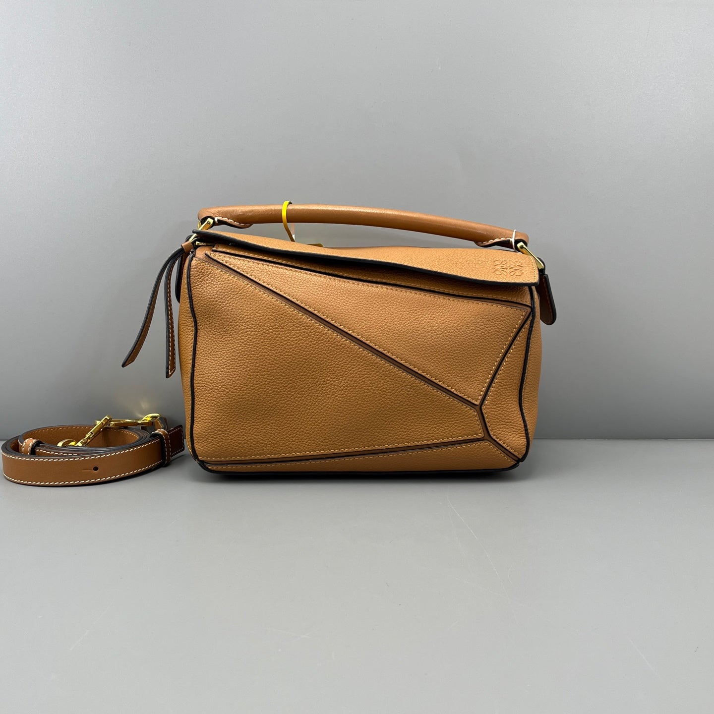 Loewe - Puzzle bag - Grained leather - Caramel - (Small)