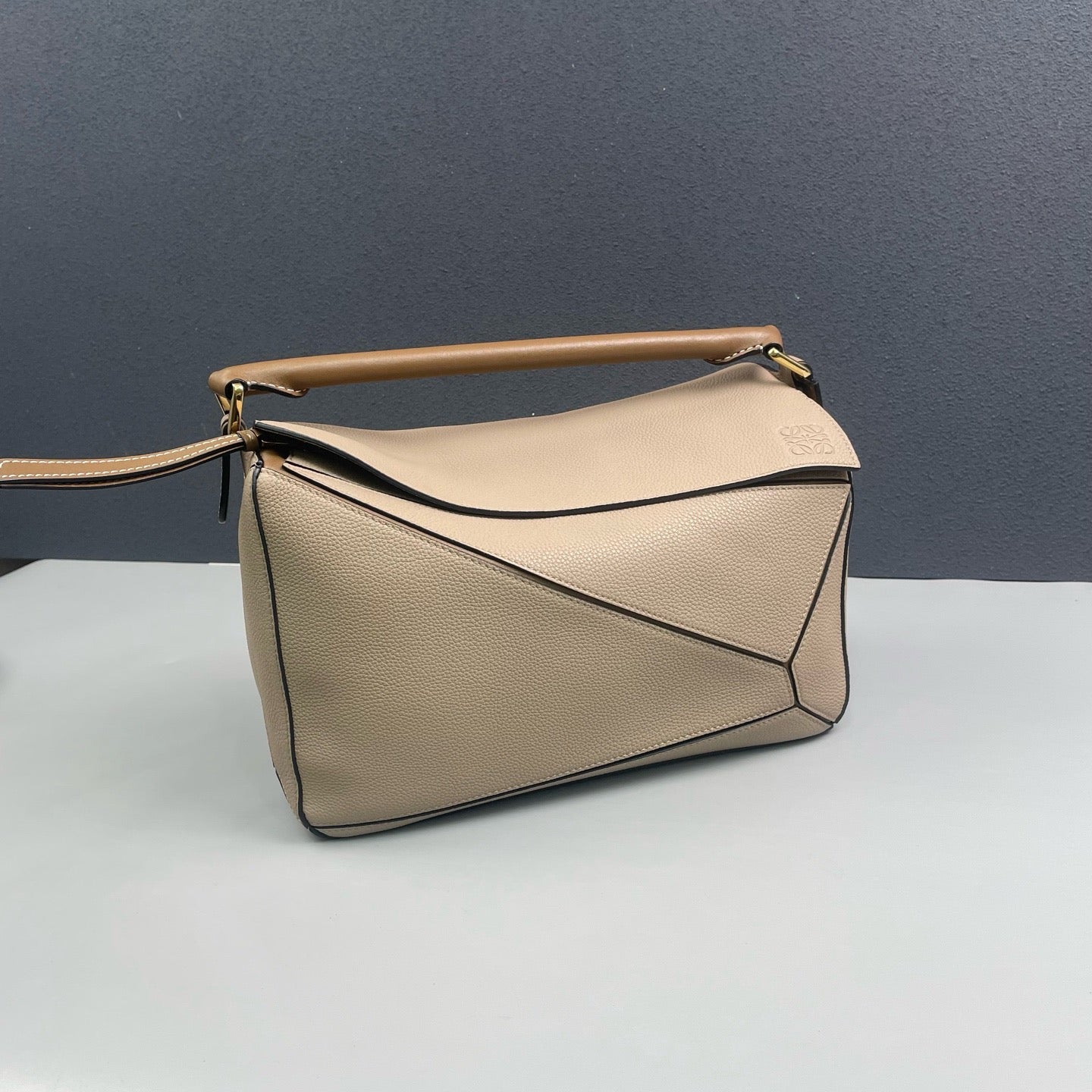 Loewe - Puzzle Bag - Leather - Beige - (medium)