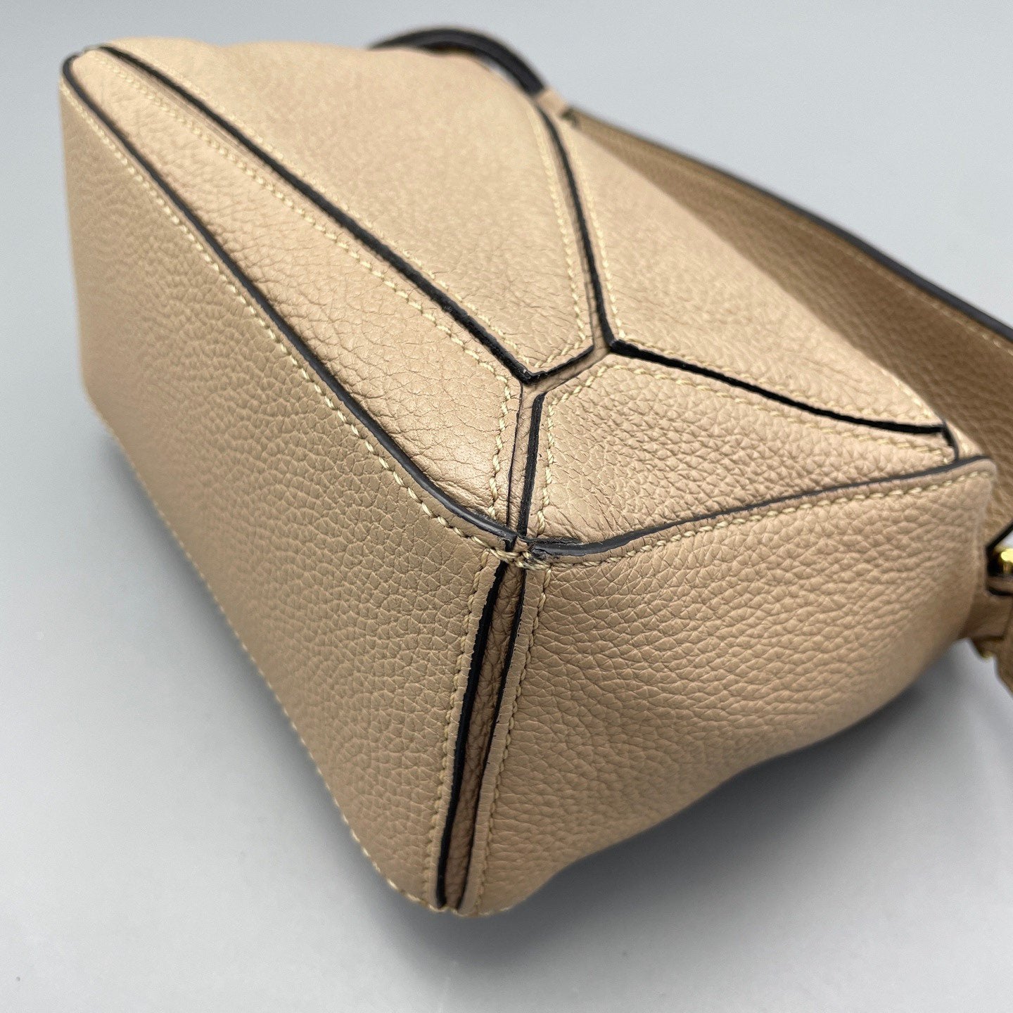 LOEWE - Puzzle bag Mini - Grained calfskin leather - Beige - (mini)