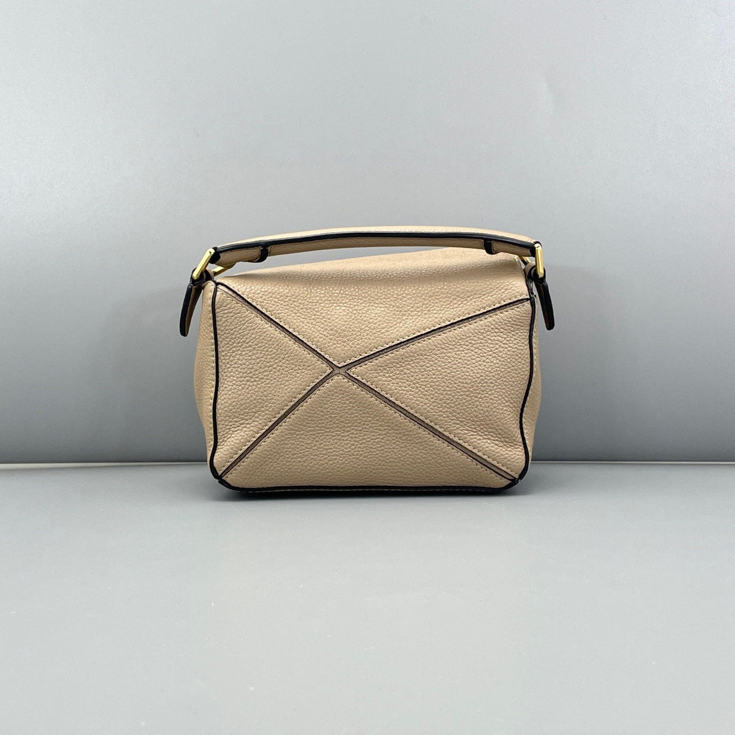 LOEWE - Puzzle bag Mini - Grained calfskin leather - Beige - (mini)